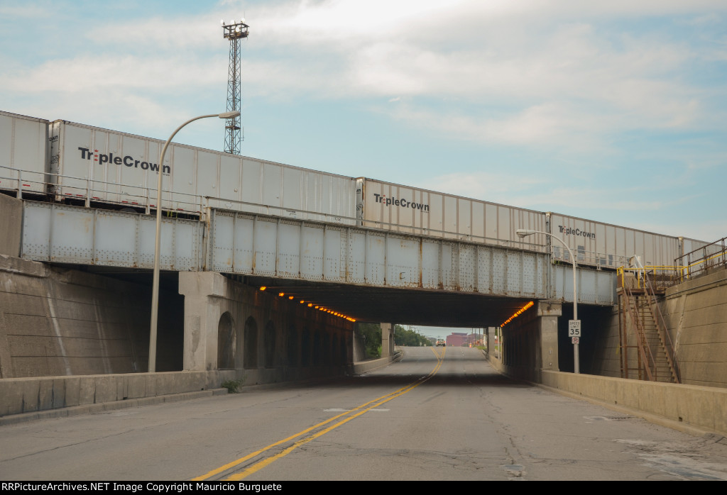 TripleCrown Roadrailers over the bridge